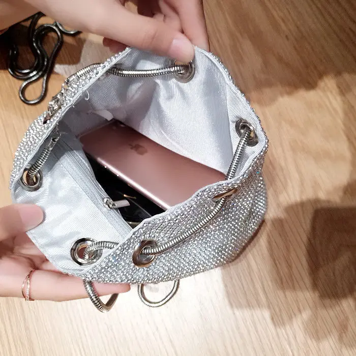 Rhinestone Women Dinner Party Shoulder Bags Luxury Design Ladies Drawstring Crossbody Bag Shiny Chain Ladies Purse Handbags