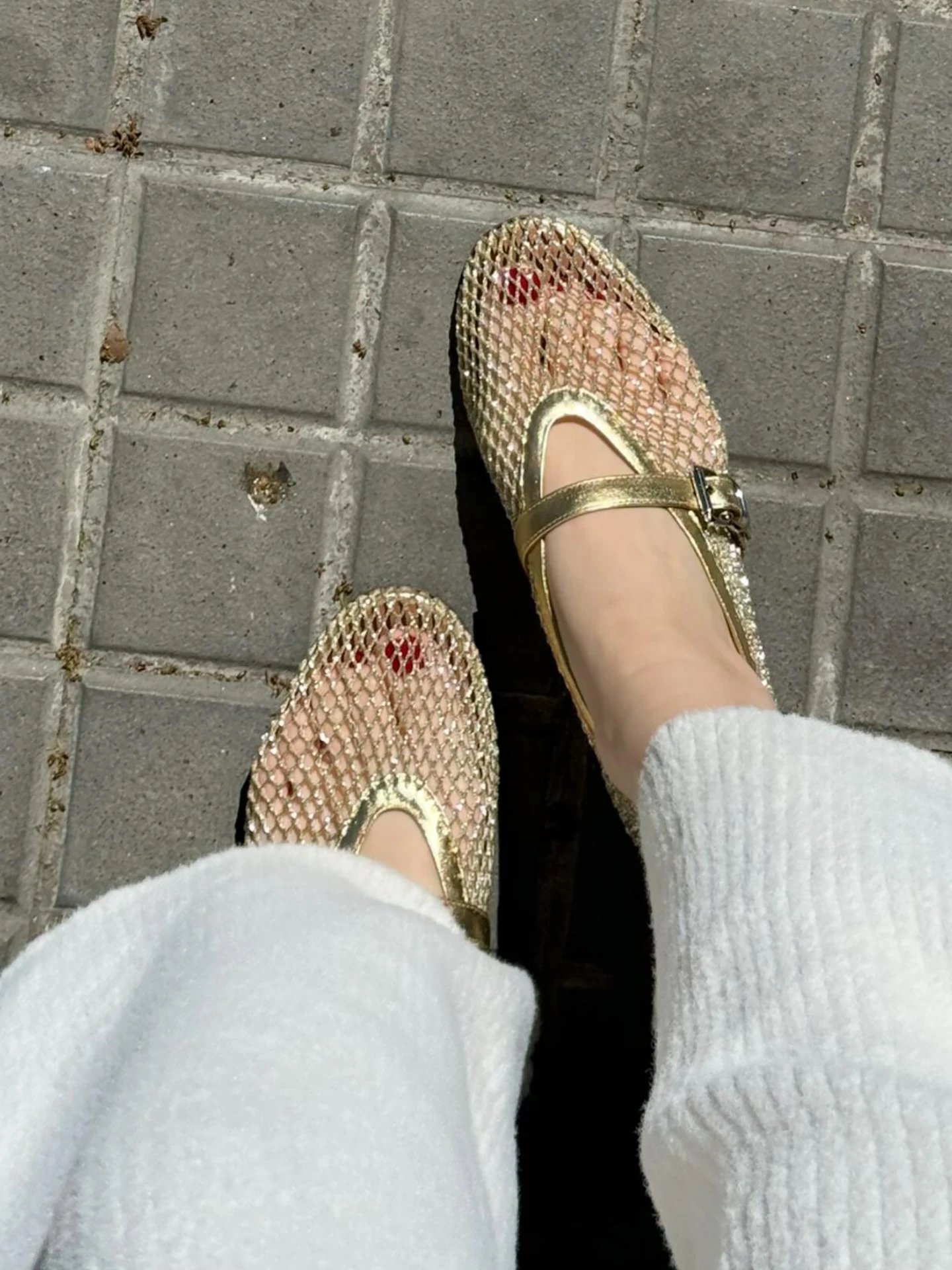 sandales-plates-de-ballet-pour-femmes-nouvelle-collection-ete-style-mary-jane-a-talon-plat-en-cuir-ajoure-version-amelioree-respirantes-a-bout-rond-a-enfiler