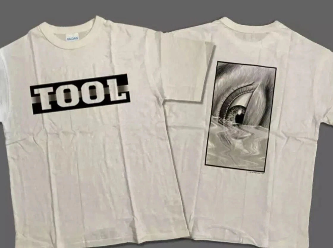 Camiseta Appael 1997: La Prenda Esencial para los Amantes del Estilo Y2K y la Música de los Años 90