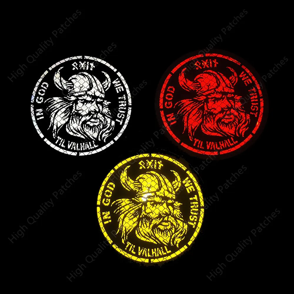 Parche táctico PVC Valhalla – Lobo vikingo con runas nórdicas - imagen 2