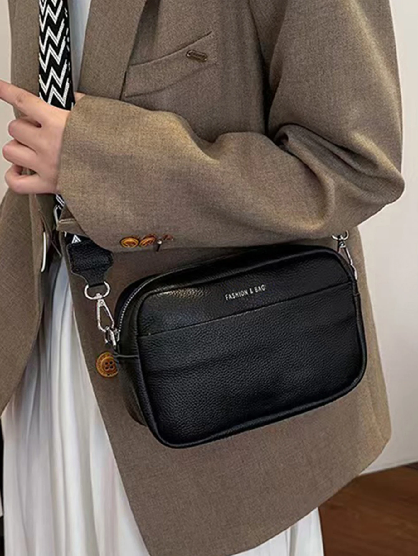 

Women Crossbody Bag Multi Space Fashion Design Sense Large Capacity PU Material Lightweight Single Shoulder BagWomen Crossbody B