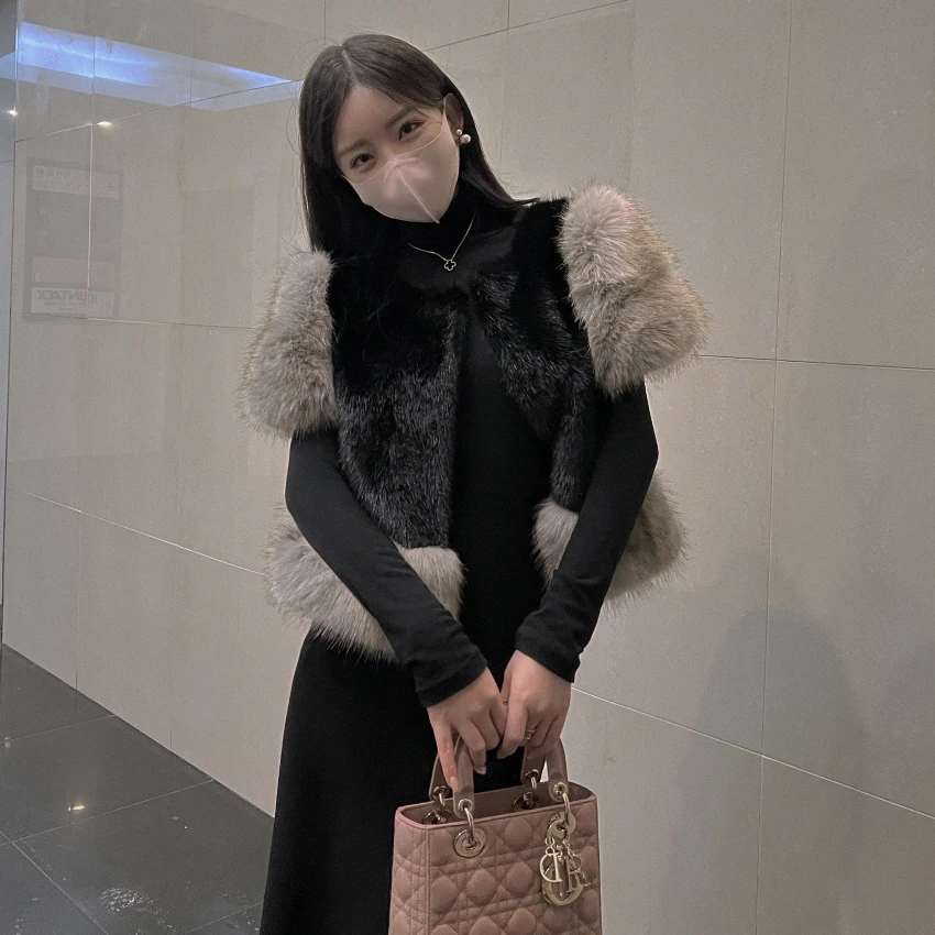 South korea Dongdaemun Autumn and Winter New Retro Sweet Fur Fur Vest Patchwork Heavy Industry Imitation Fox Fur Outerwear Women