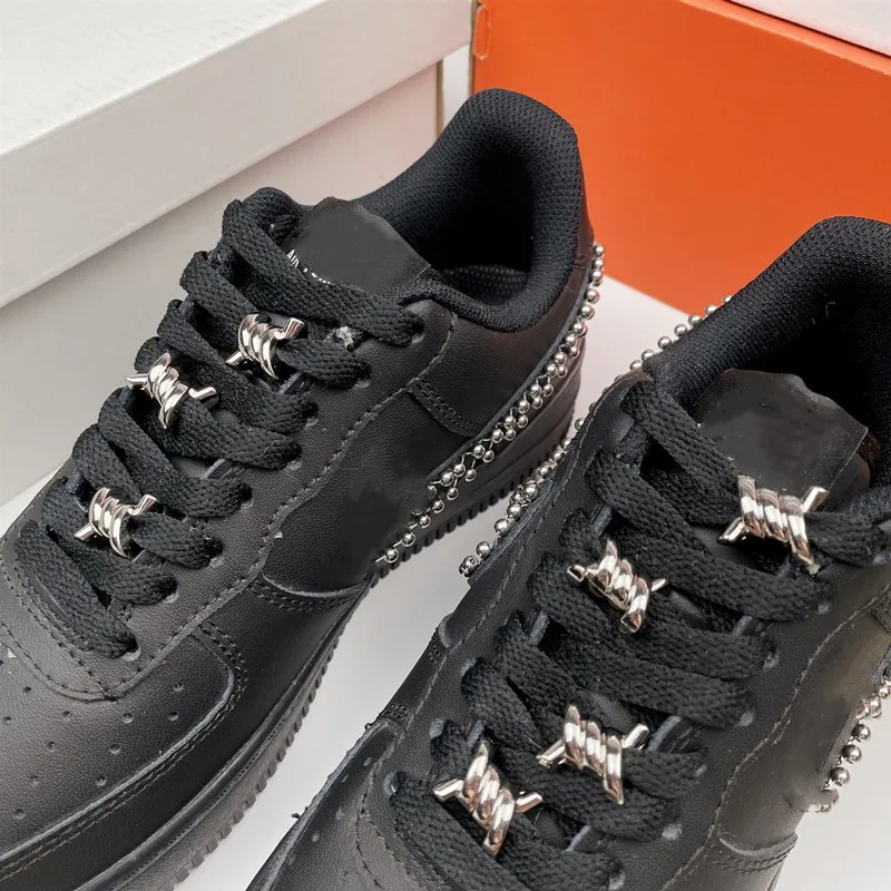1 Pair Luxurious for Metal Buckles Wire Thorn Knot Shoe Decorative Flower Sneakers Iron Ring Shoelaces Shoe Charms Accessories