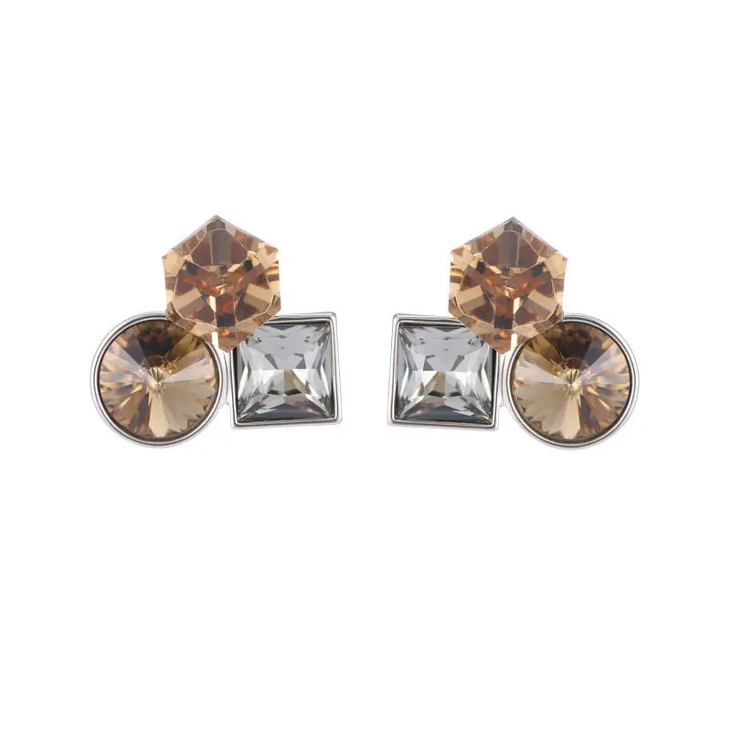 Geometric three-dimensional square earrings for women, s925 silver needle, simple design sense, niche style, retro earrings