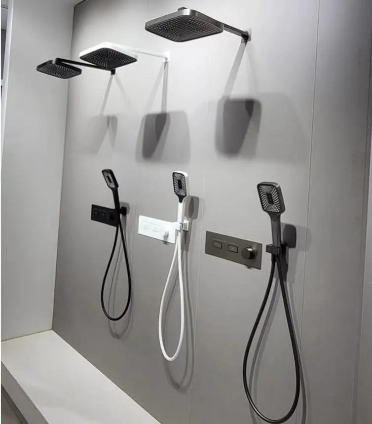 

Скрытая насадка для душа из серой латуни, встроенный интеллектуальный цифровой дисплей, насадка для душа с постоянной температурой