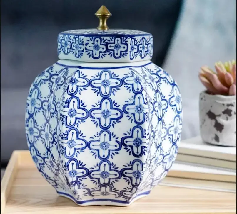 

Blue and White Porcelain Ceramic Jar Storage Tea Caddy Box Decoration Ornaments Organizer Bottle Decorative