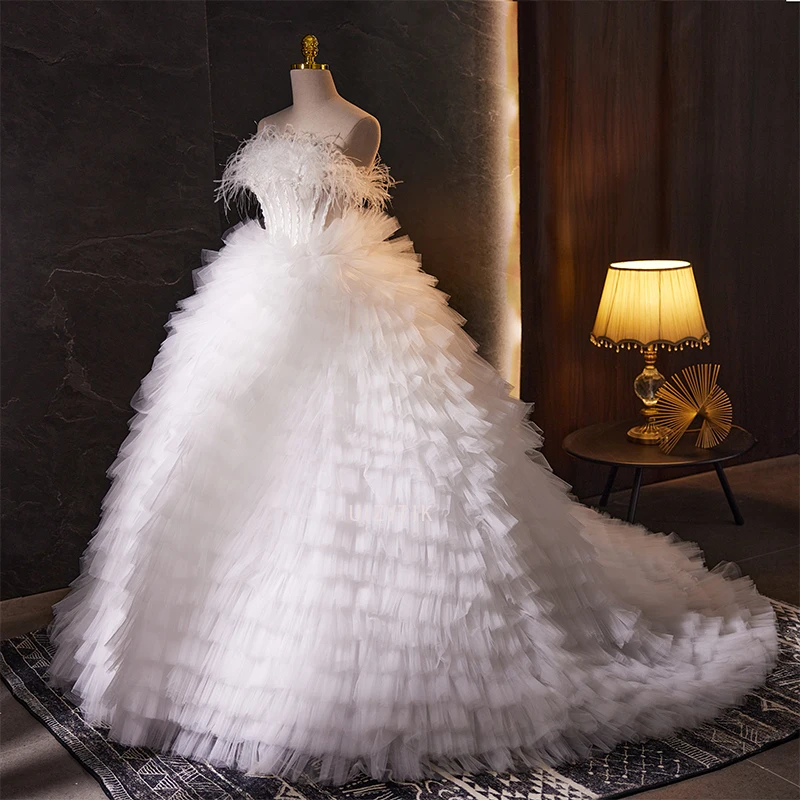 White Princess Tiered A-Line Long Wedding Dress Elegant Sweetheart Neck Bridal Gown Customized Off Shoulder Dresses for Bride