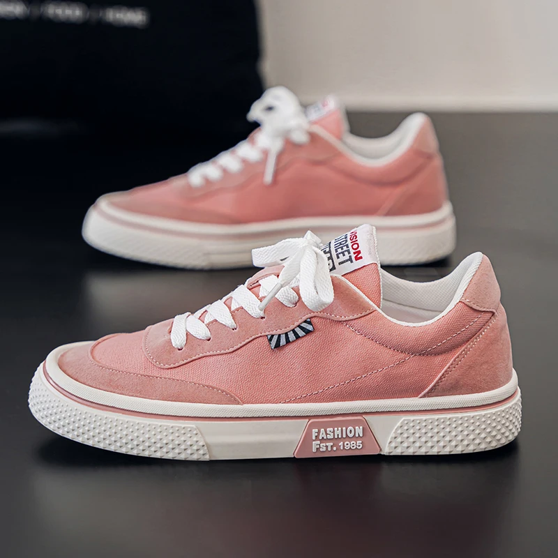 

Korean Pink Men's Vulcanized Shoes Big Size 46 Low Cut Flat Canvas Shoes Men Comfy Breathable Casual Shoes Man Skateboard Shoes