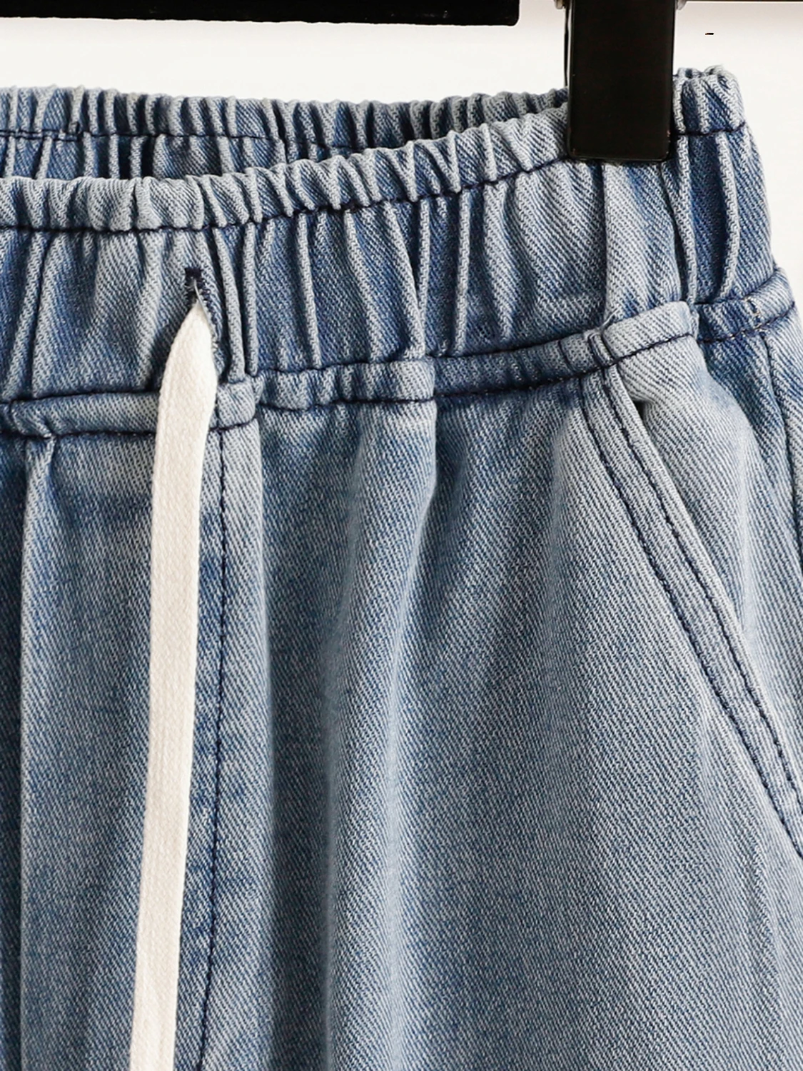 Elastisch trekkoord met rechte pijpen en borduurwerk Jeans Veelzijdige casual pasvorm l Taille Negen punten Lengte Zomer 2025