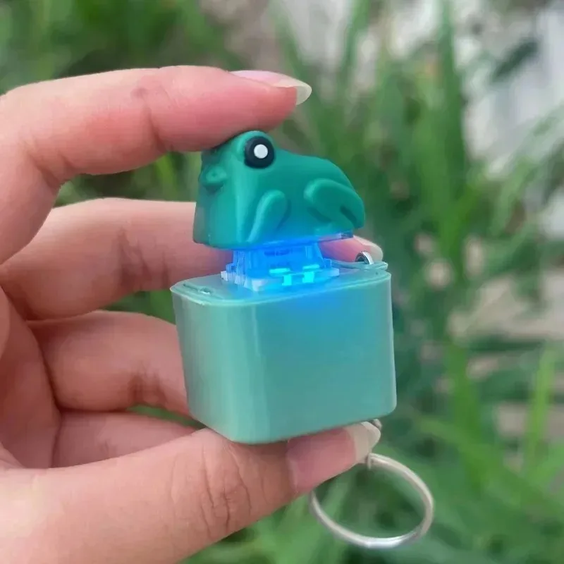 Funny Light Up Sound Squeeze Duck Frog Keychain Creative Stress Relief Toy Portable Fidget Keyring Unisex Unique Novelty Present