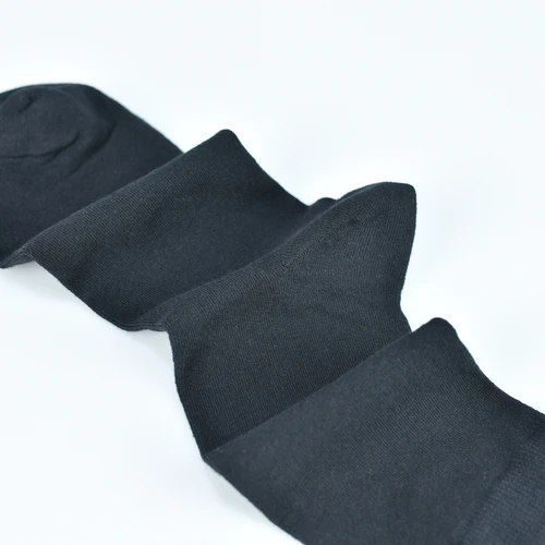 Imagen 2 del producto Paquete de 4/6/8/10 calcetines de fibra de bambú negros para hombre, calcetines de vestir suaves, transpirables y absorbentes para las cuatro estaciones