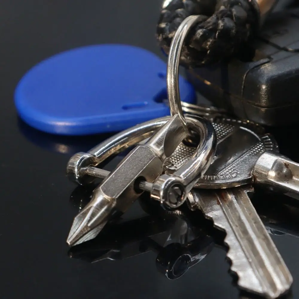 Horseshoe Buckle Keychain Screwdriver Key Ring Multifunction Phillips Slotted Screwdriver Pocket Gadget Screw Removal Tools