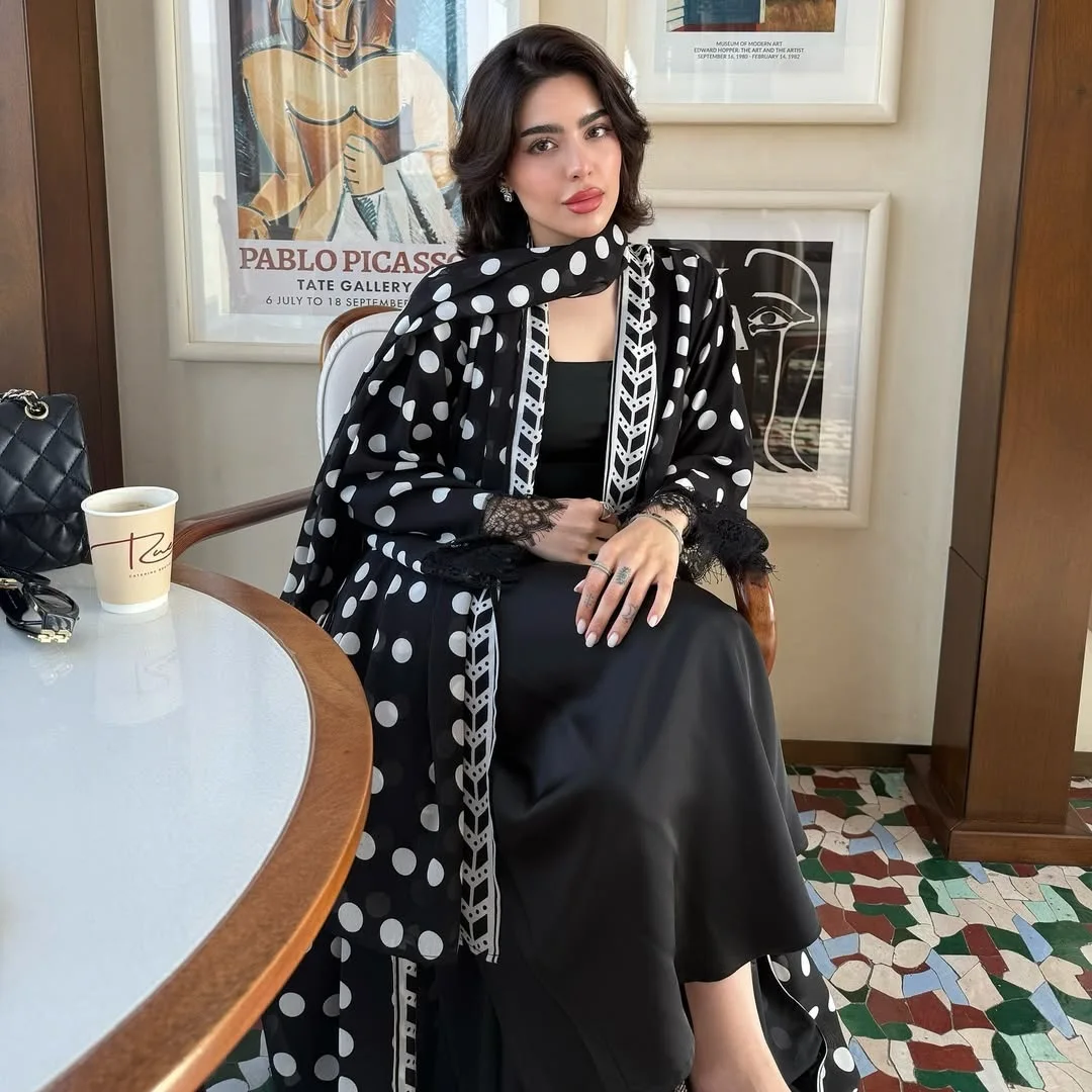 SuperAen Fashionable Chiffon Printed Polka Dot Long-sleeved Patchwork Lace Coat 2026 Spring and Summer New Muslim Fashion Coats