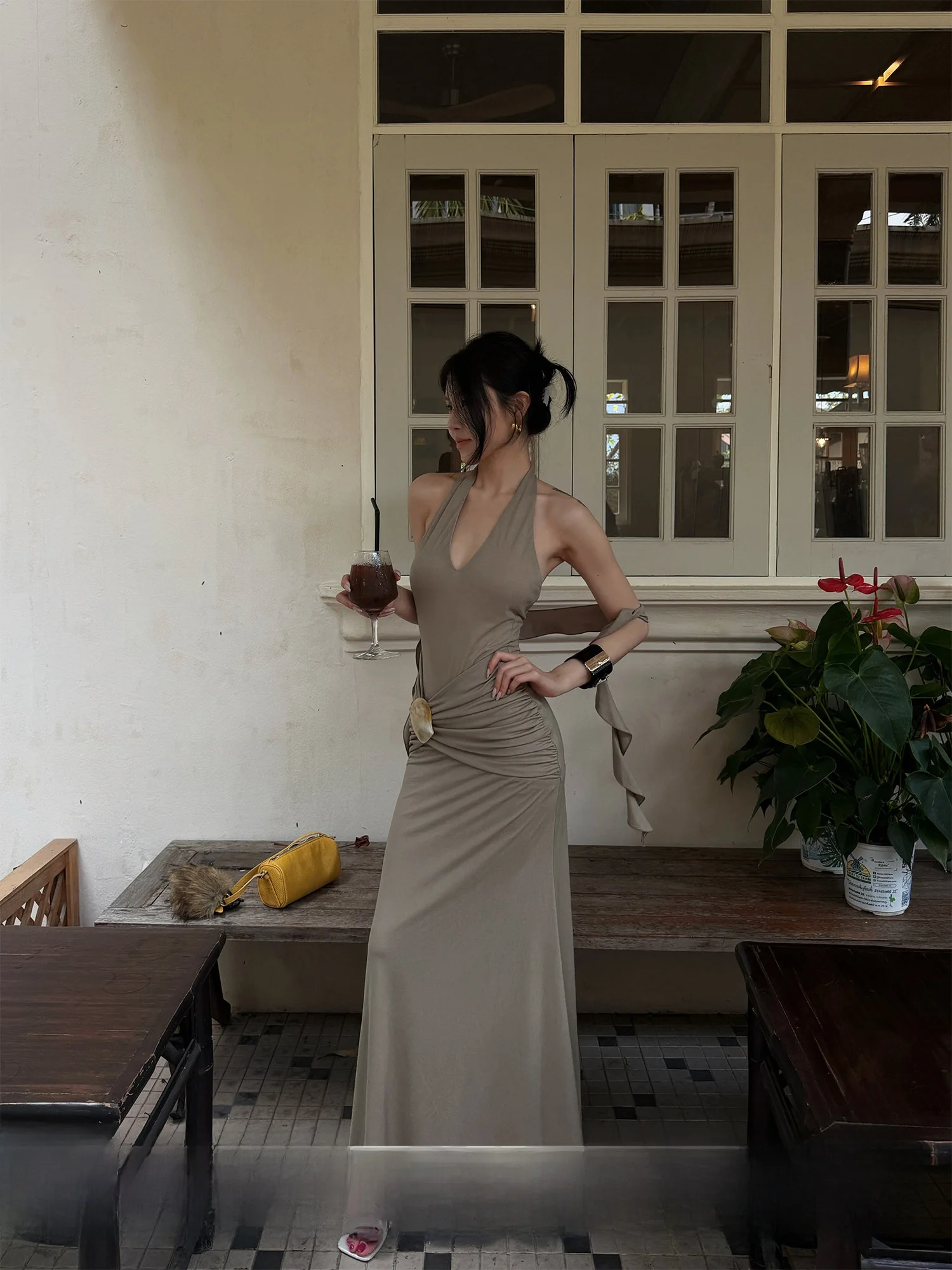 

Hydrae Xi1Ing V-neck Backless Dress Women's Pure Desire Design Slimming Waist Long Skirt Elegant Style Spring Summer Dress