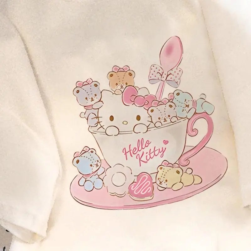 2024 Hello Kitty Sanrio T-shirt Kawaii Cartoon Print Cotton Tops O-neck Oversized Shirts Streetwear Splicing Top Women Clothing