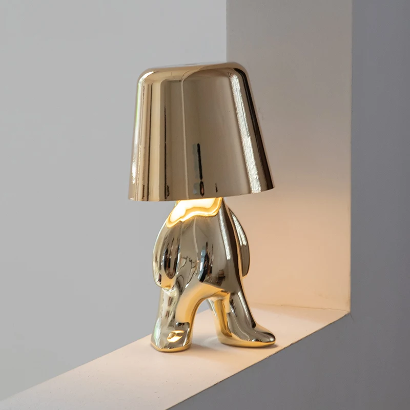 Imagem -02 - Little Golden Man Led Table Lamp Usb Minimalista Bedroom Bedside Table Light Personalidade Nórdica Design de Luxo Decoração do Quarto