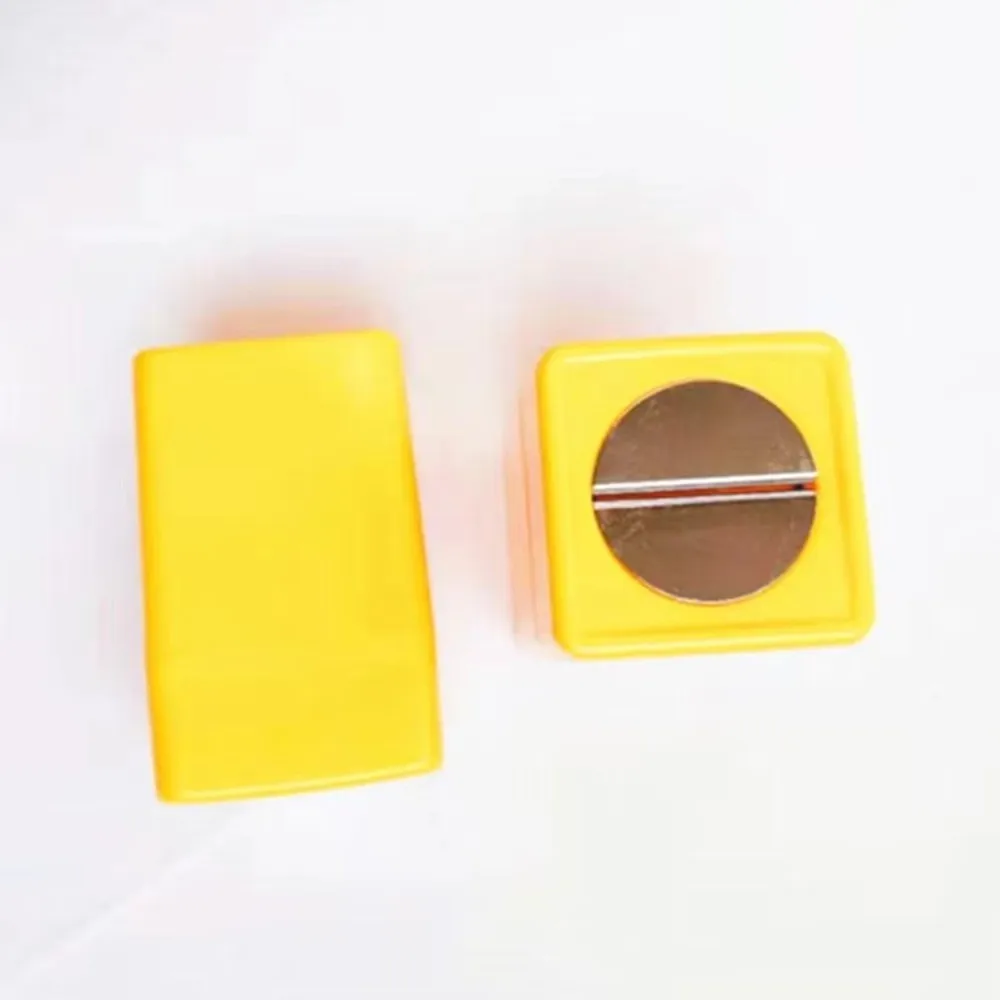 Built-in Breaker Blade Disposal Box Secure Storage Recycling Compatible Blade Disposal Container Compact 1.3