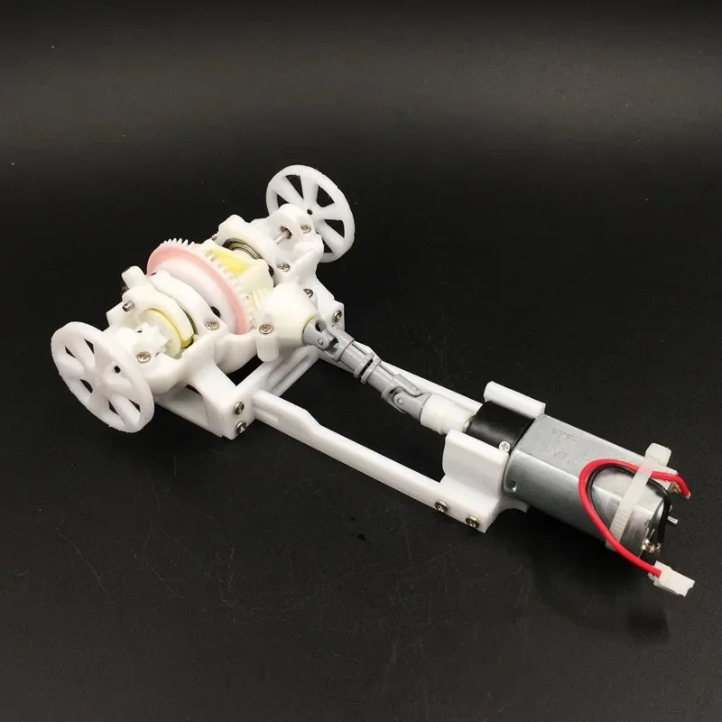 

Open differential model of car with differential lock 3D printed plastic model