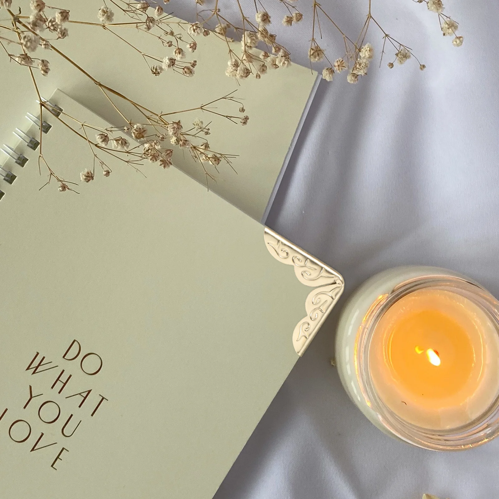 

60Pcs Metal Book Corners Vintage Style Decorative Edge Protectors for Albums Scrapbooking Menus Folders File Purse Crafts