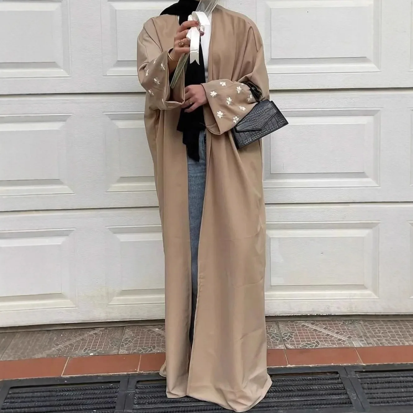 Djellaba Dubai Embroidery Open Abaya Kimono for Women Long Dress Cardigan Muslim Arabic Party Ramadan Kaftan Gown Jalabiya Robe