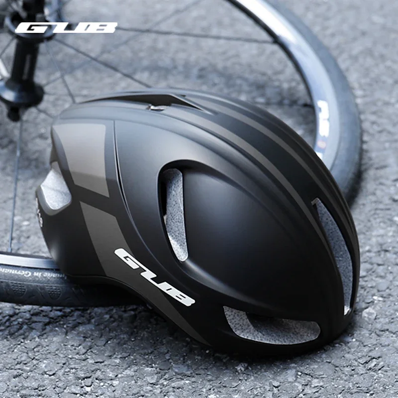 Hot Bicycle Road Bike Riding Helmet  Cycling Equipment Pneumatic Helmet Ultra-light One-piece Molding Helmet Mountain Bike Caps