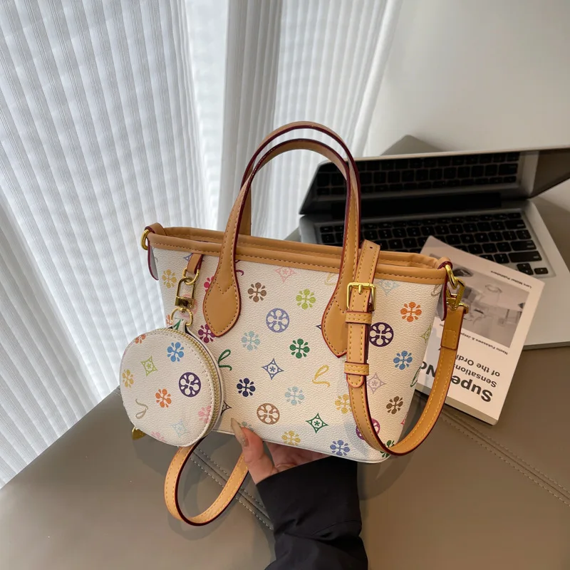 

Stylish Large-capacity White Three-color Small Tote Bag 2025 New Retro Printed Shoulder Bag Oblique Span Bag
