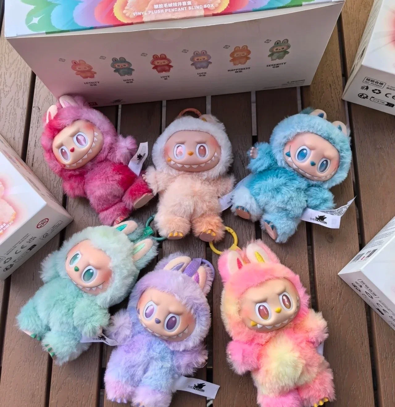 V2 V3 Battito cardiaco Macaron ha un posto grande nella collezione di portachiavi con decorazioni per bambole con ciondolo della serie Energy