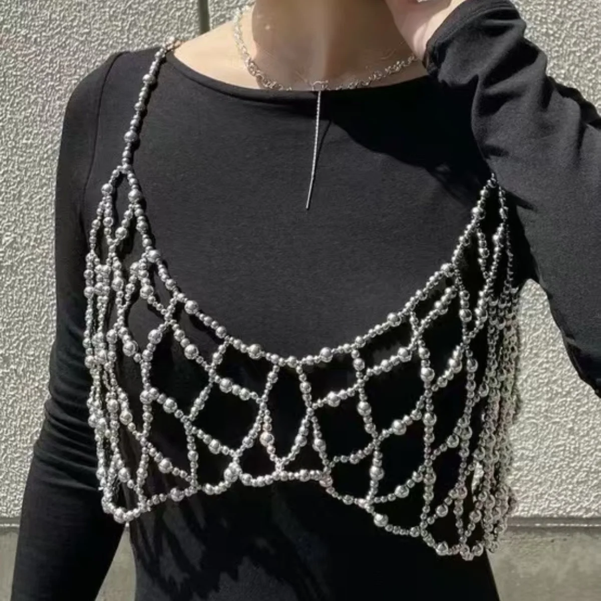 

1Pc Minimalist Design Cute Girly Style Pearl Halter Top Sweet Girl Beaded Vest Women's Versatile Pearl Body Chain Decorative