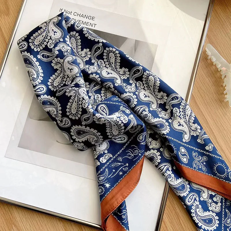 Classic Cashew Flower Square Scarf Silk Scarves Elagant Women Paisley Print Hairbands Bandana Neck Tie Handkerchief Female Hijab