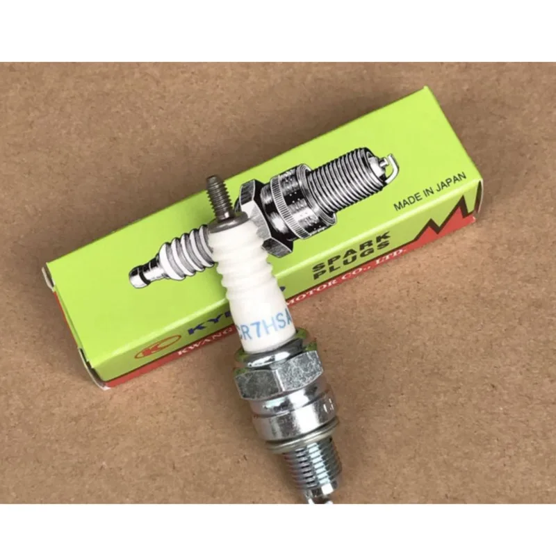 Motorcycle Spark Plug Cr7hsa for Kymco Like180