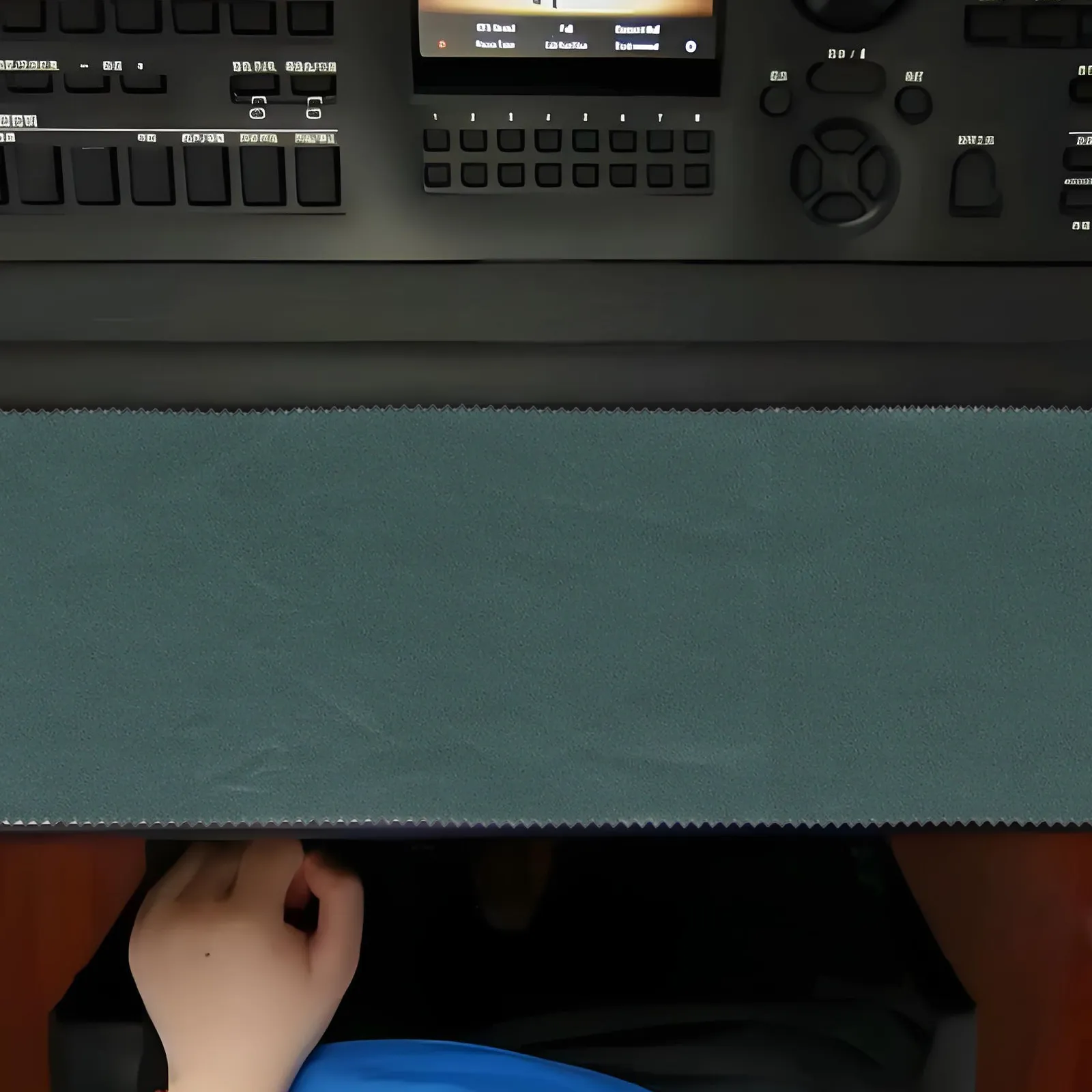 Soft Fabric Piano Keyboard Protective Cover for Upright Electric Pianos Foldable Lightweight Dark Green Keyboard