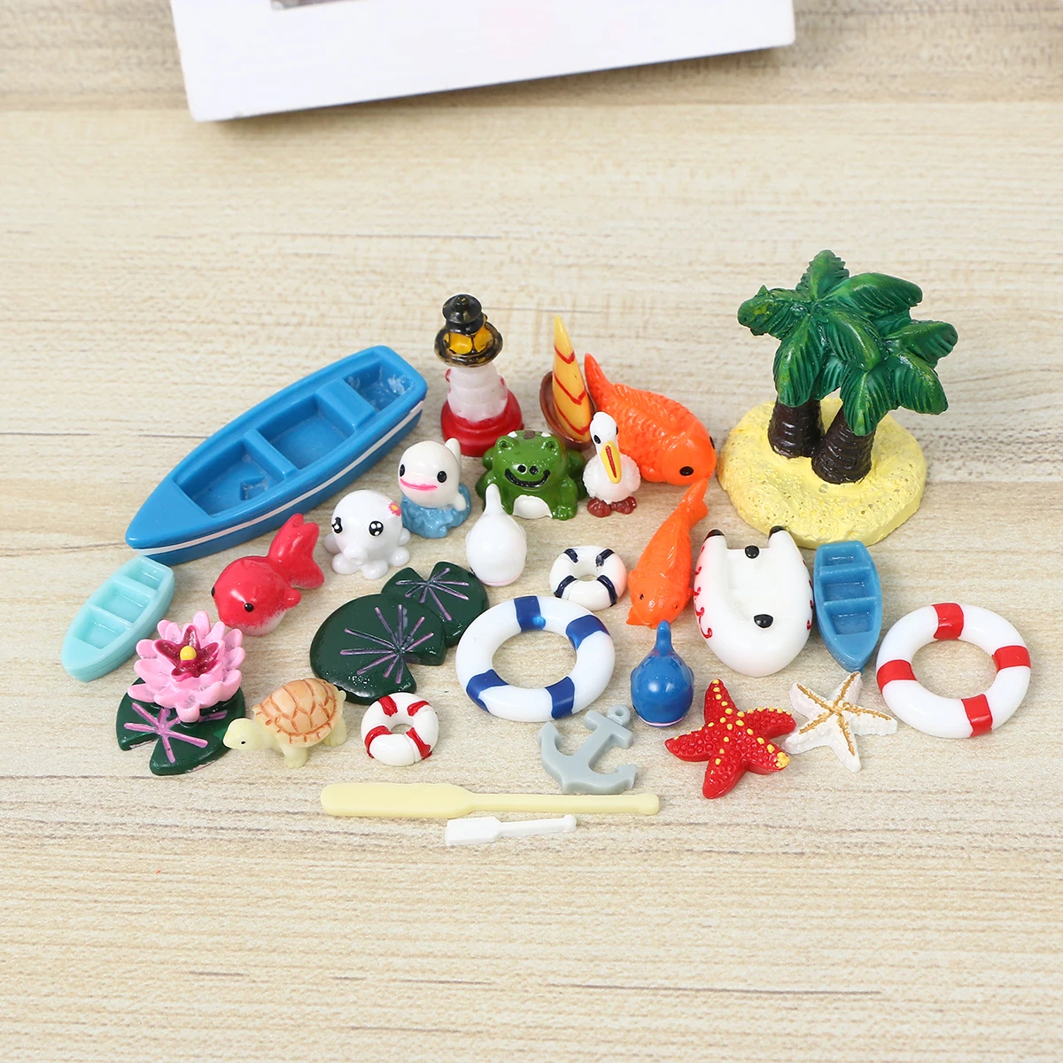 

28 pcs Marine Resin Ornaments Coastal Home Decor Beach Wedding Micro Landscape Ocean Decor Aquarium Ornament Realistic Design