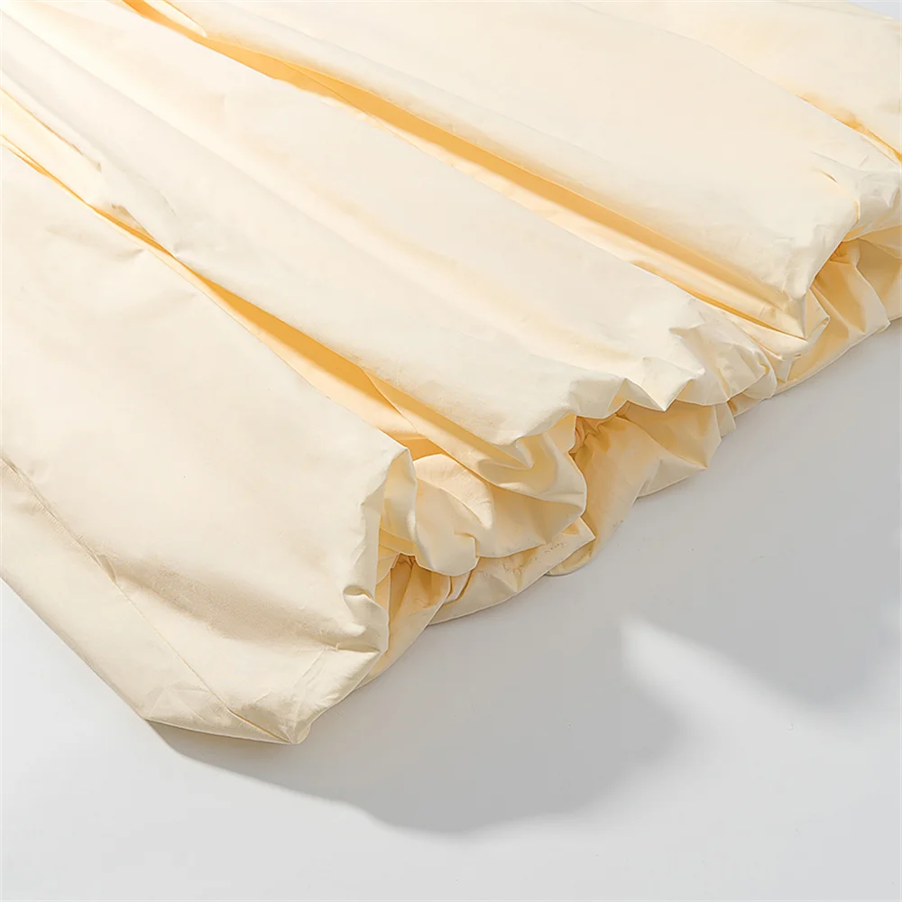 يتميز فستان نسائي جديد بقصة ضيقة وياقة طية صدر السترة وحاشية بأكمام طويلة وفستان بلون موحد #4