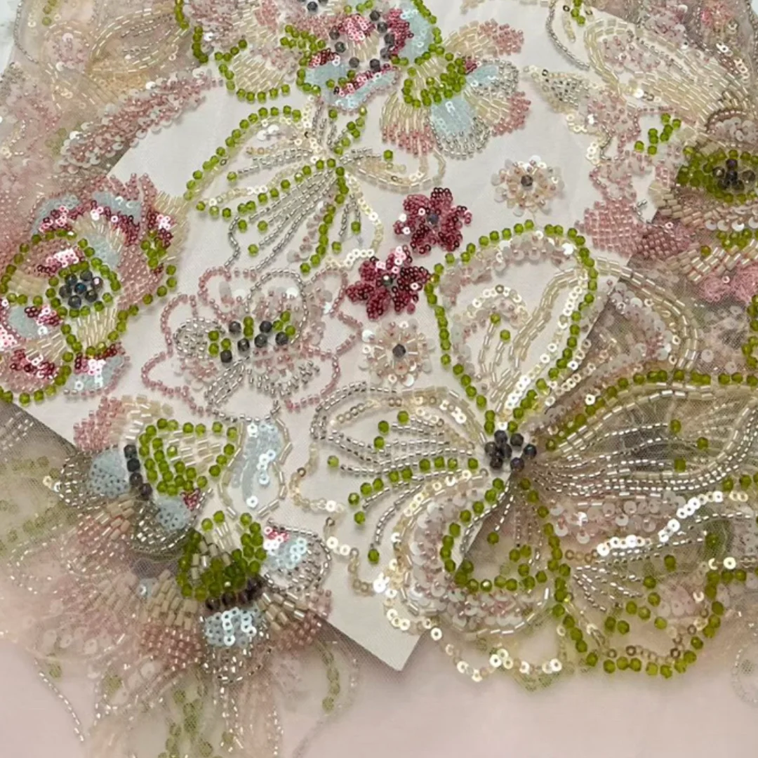 

Африканское кружево с крупными бусинами, нигерийское кружево с пайетками, французский тюль, кружево с цветочной вышивкой, сетчатый материал для свадебных и праздничных платьев