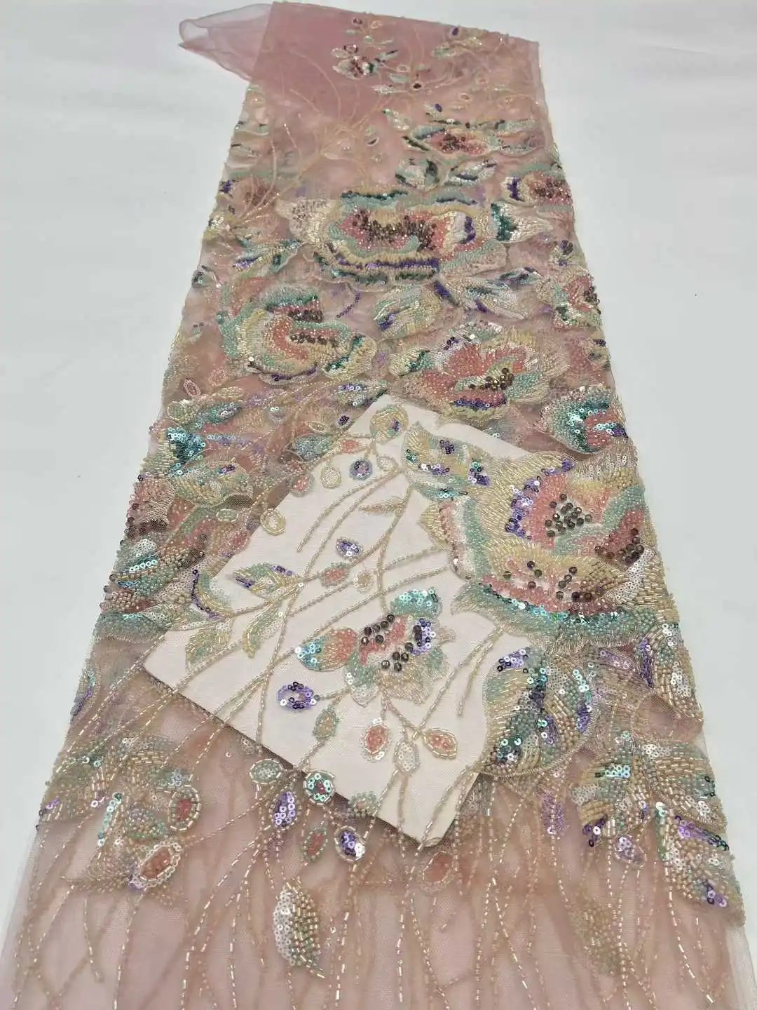 ผ้าลูกไม้ตาข่ายฝรั่งเศสประดับเลื่อมและลูกปัดคุณภาพสูงจากไนจีเรีย สำหรับชุดราตรีสตรี ปี 2026