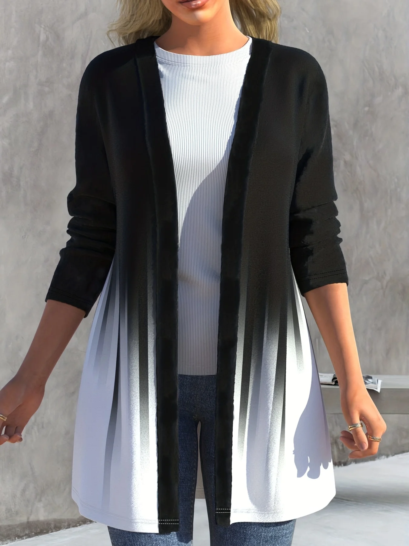 Damski kardigan Plus Size Colorblock z odkrytymi plecami i nadrukiem Ombre - stylowy i wygodny na każdą porę roku