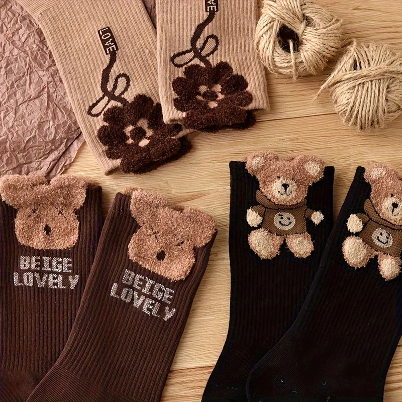 3 Pairs Women'S Autumn Winter 3D Lace Flower Cartoon Bear Mid-Calf Socks