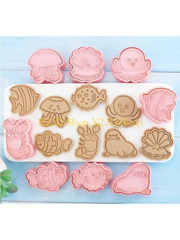 

X22D Set of 8 Cookie Cutters Set Biscuit Moulds Biscuit Cutters Plastic Texture Mold