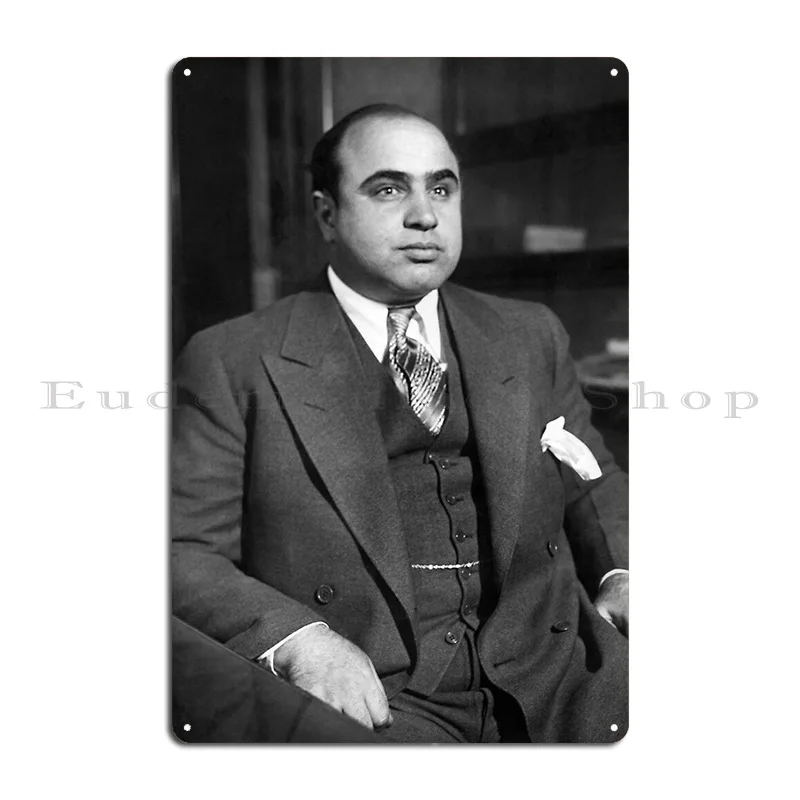 Al Capone In Custody Chicago Detective Bureau 1931 Metal Plaque Poster Vintage Custom Rusty Party Designing Tin Sign Poster