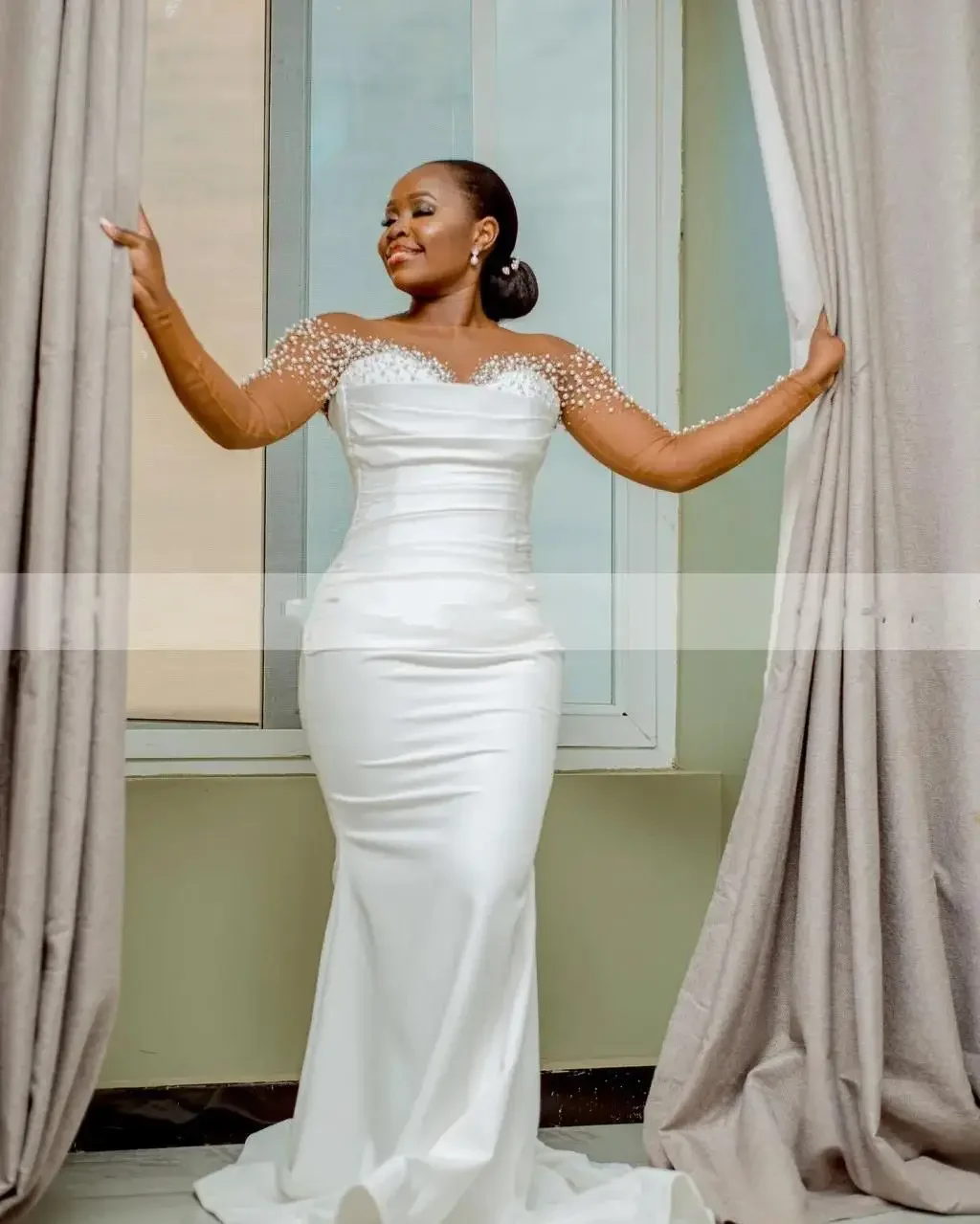 Abito da sposa personalizzato con perle lucide o-collo per la sposa Robe De Marriage maniche lunghe abiti da sposa a sirena con gonna rimovibile