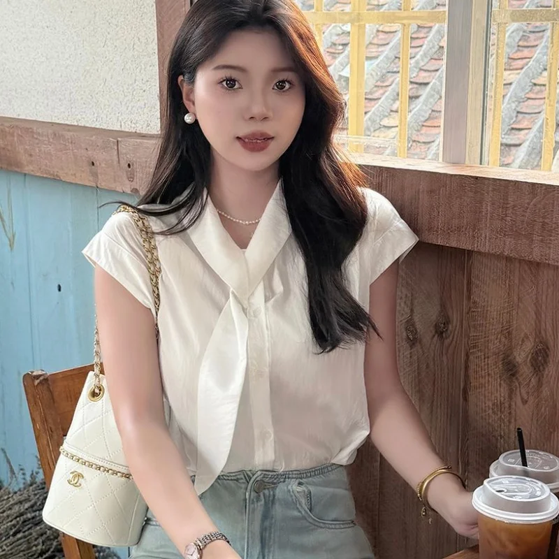 Women French Elegant Float Collar Flutter Sleeve Blouse Women Designer Loose Sophisticated Casual Shirt Chic Design Top