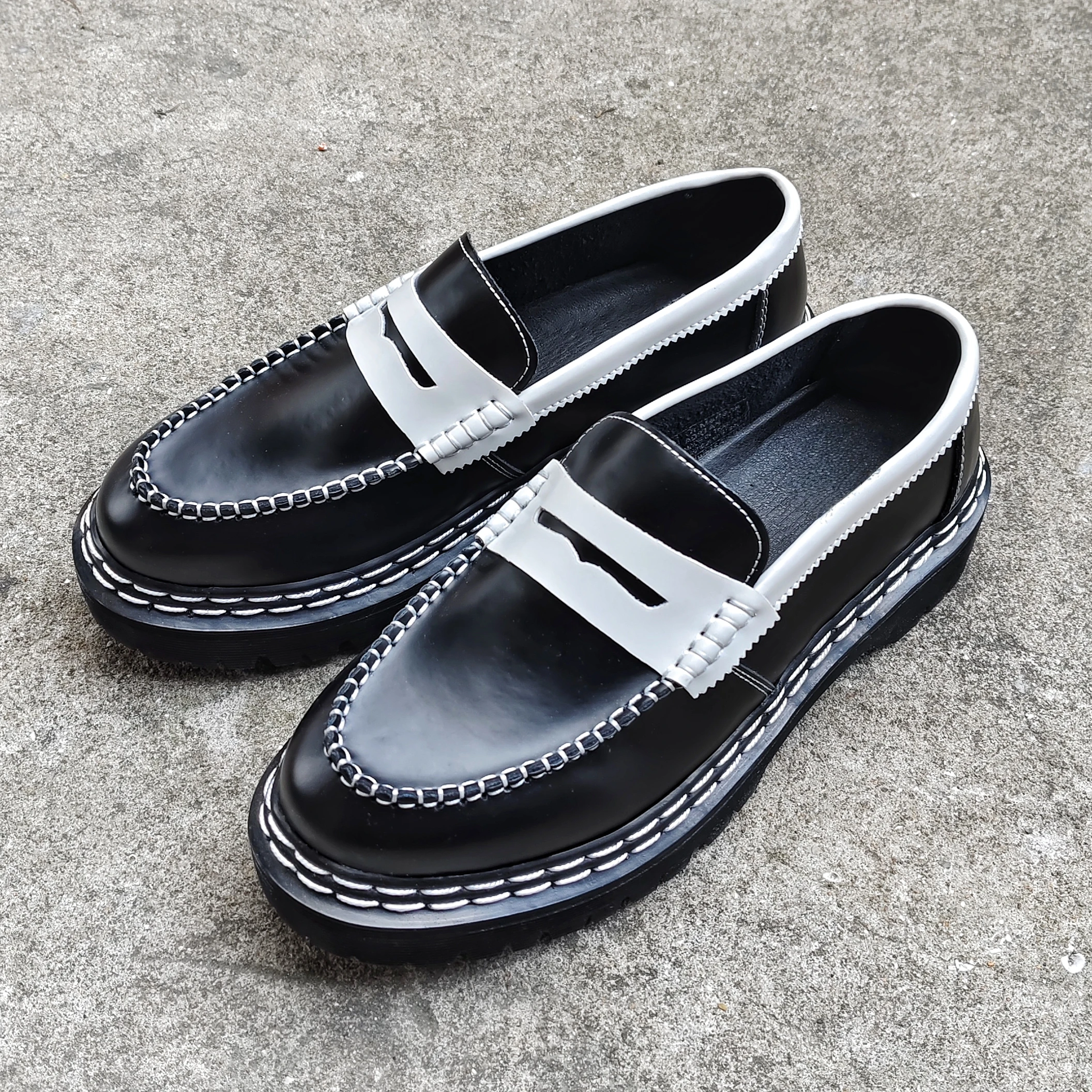 

Briti Sle Thi Bot oes Leather Loers Men's Slip-On round Toe Breathable Spring Autumn Season Faionable C...