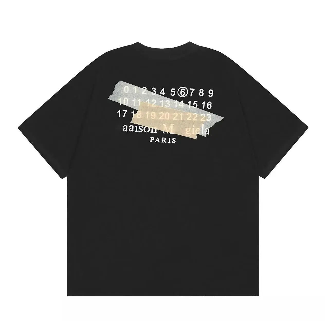 2026 new Round-neck short-sleeved Tee with pattern misaligned hand-drawn digital art suitable for both as a casual style