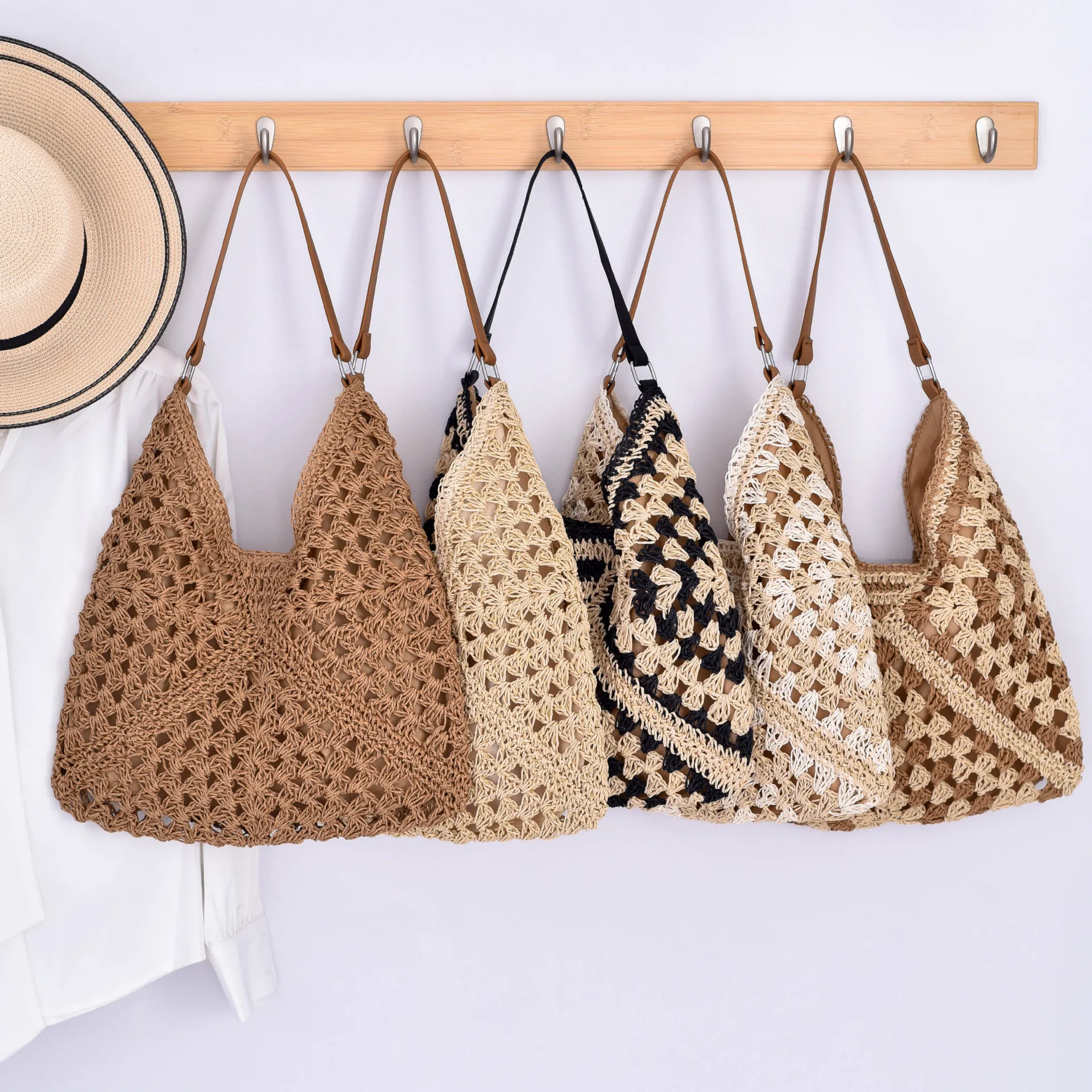 

Women's handmade straw openwork bag, large capacity retro vacation woven shoulder bag, casual beach handbag