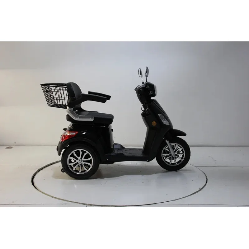 EU Popular 3 Wheel Model Gecko-P  M in China Moped Scooter 60v 25km/h  Mobility Electric Scooter with Basket for