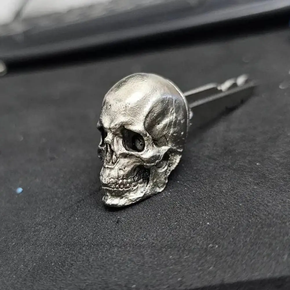 Demon Skull Key Pendant Decorative Demon Skull Key Modified Demon Skull Key Ornament Motorcycle Keys Zipper Charm Car Supplies