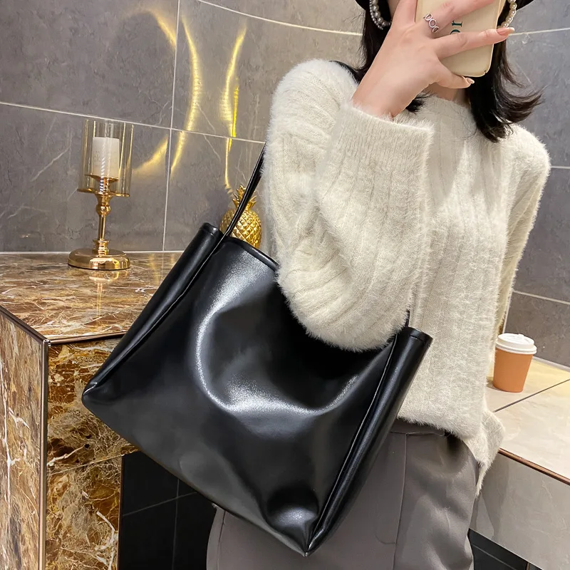 New Trendy Tote Bag Simple Temperament Western Style Large Capacity Shoulder Bag Casual Shopping Bag Luxury Designer Handbag