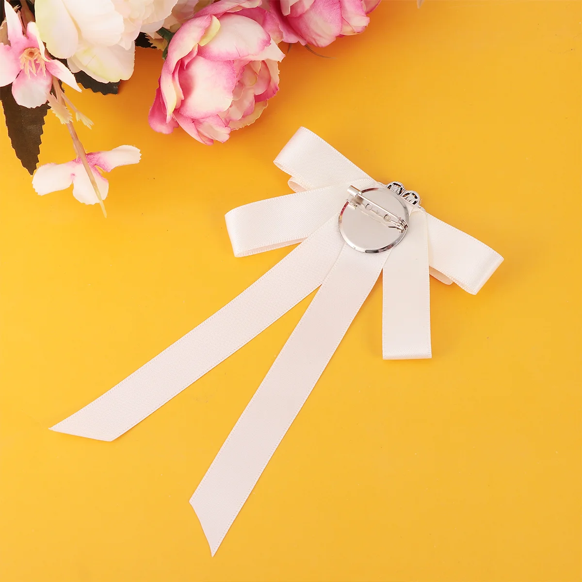 

Rhinestone Brooch Shining Zip Tie Women's Clothing Bowknot Beautiful Hanging Pin Miss Fashion Accessories for