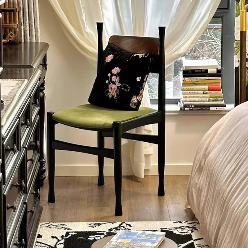 

Minimalist Upholstered Dining Chairs Wood Legs Retro Restaurant Dining Chairs Comfortable Modern Sillas De Comedor Furniture