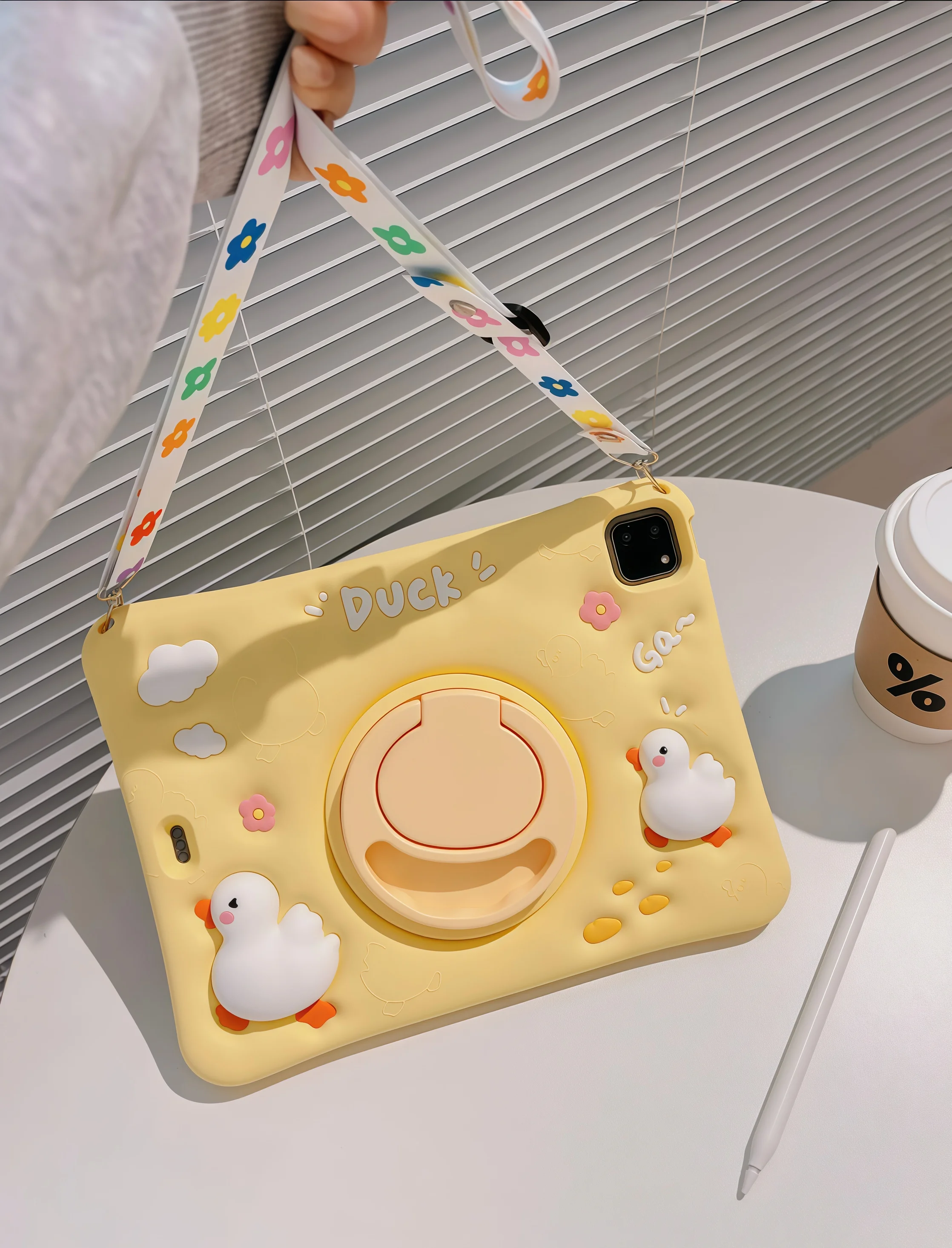 Etui 3D Cartoon Cute Kids Case na iPada Mini Air 2 3 4 5 6/7 8th 9th 10th Generation 10.9 A16 Pro 11 Silicone Tablet Protective Case — zdjęcie produktu 2
